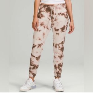 Lululemon joggers
